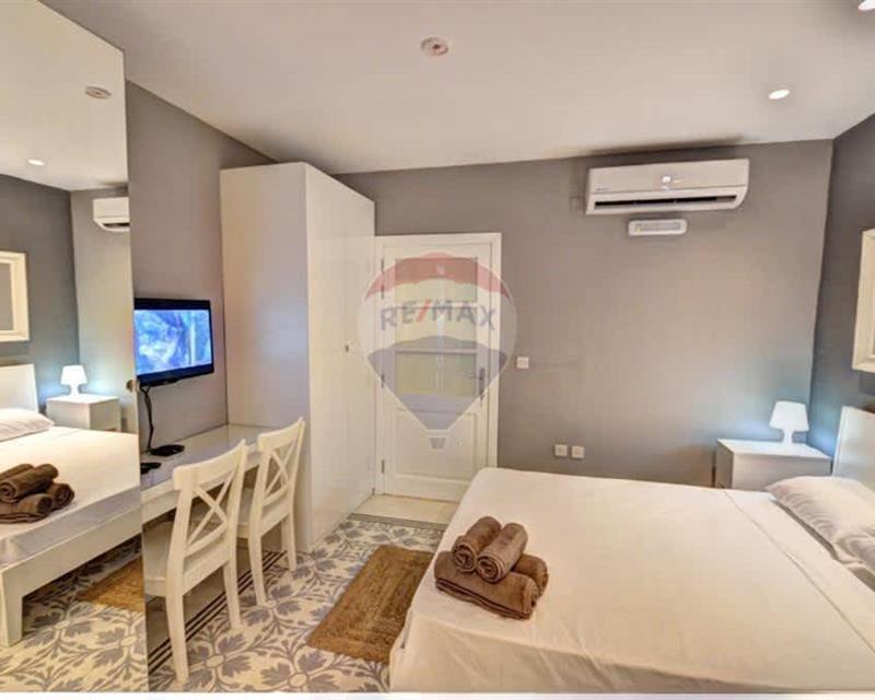 Studio Flat in Valletta, Valletta