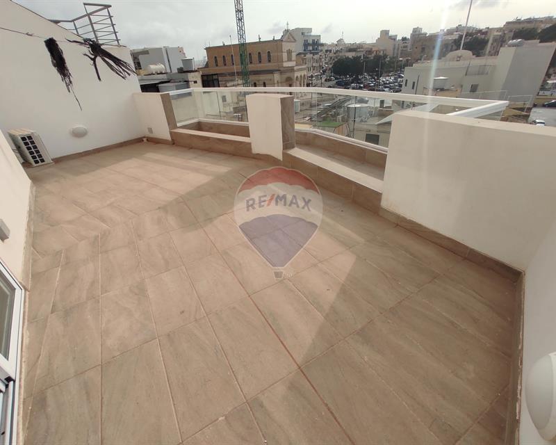 Penthouse - For Rent - View 6
