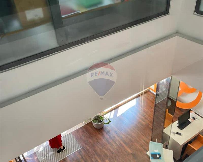 School - For Rent - View 3