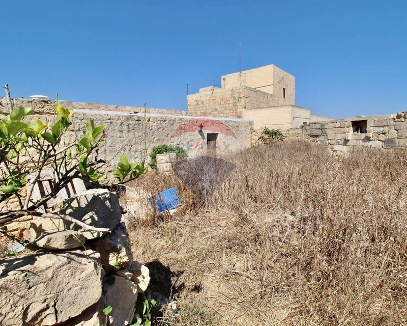 House in Wied il-Għajn - View 5