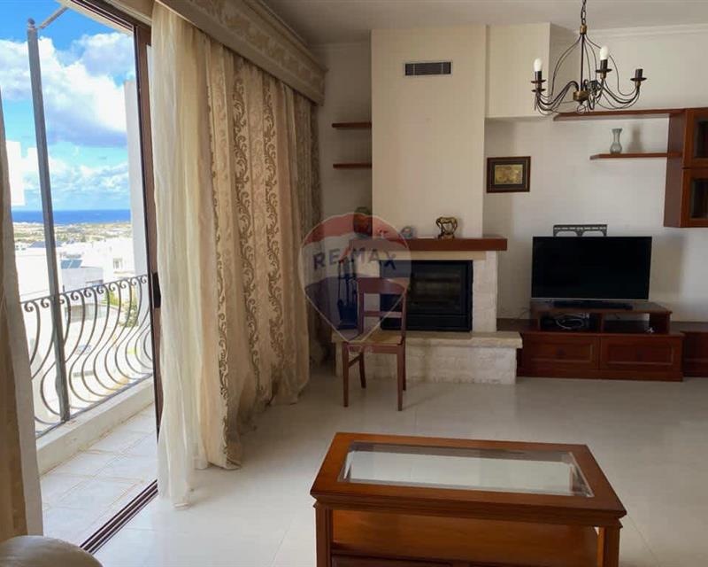 Maisonette Duplex in San Pawl tat Targa