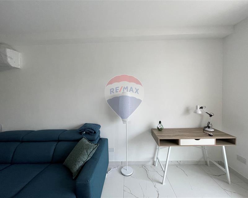 Maisonette - For Rent - View 2