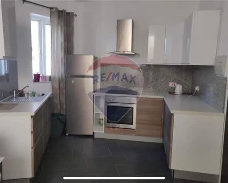 Penthouse Duplex in Msida - Widok 5