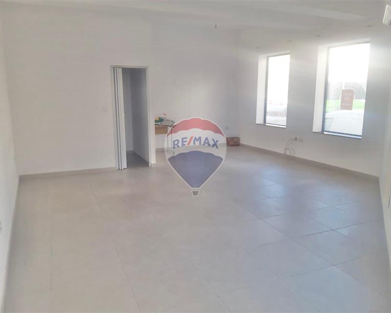 Shop - For Rent - Veduta 2