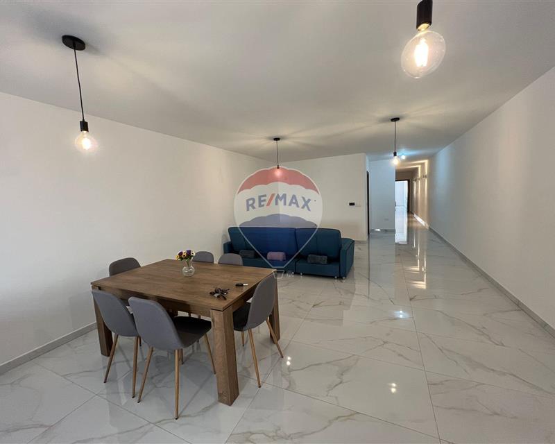 Appartament – Ta' Kerċem