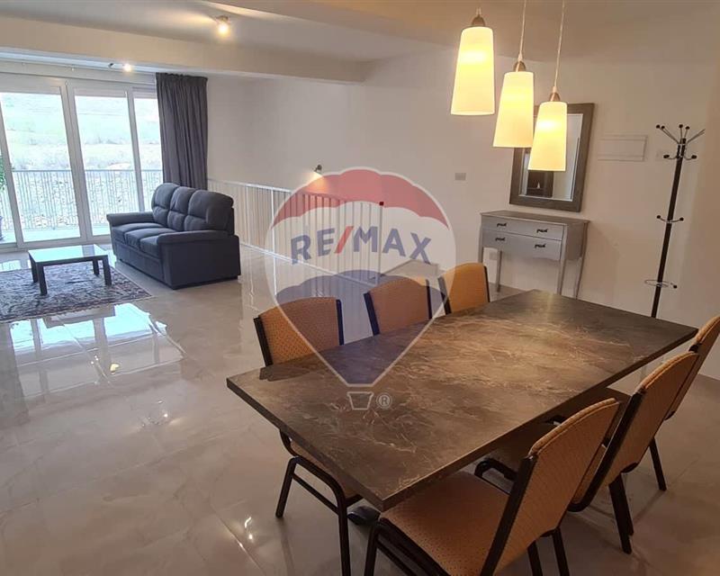 Maisonette - For Rent - Veduta 2