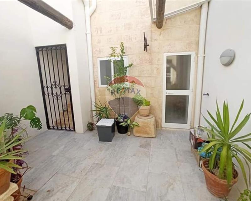 House of Character - For Rent, Zurrieq