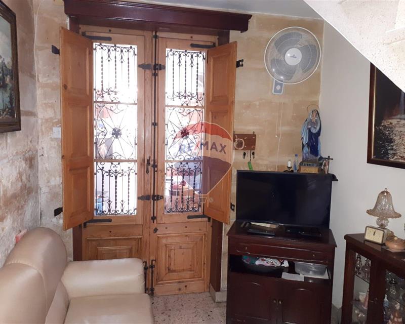 Terraced House - For Sale, Marsa
