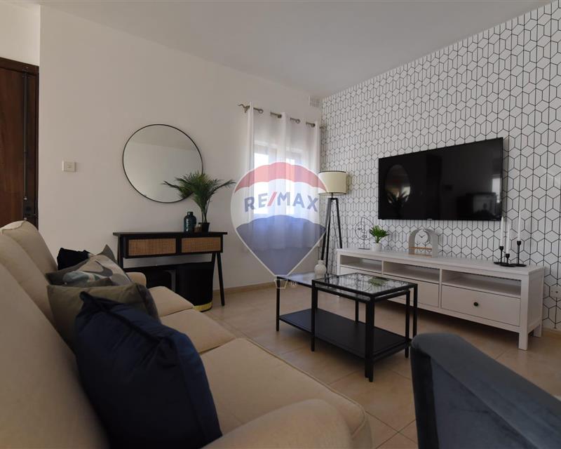 Penthouse - For Rent