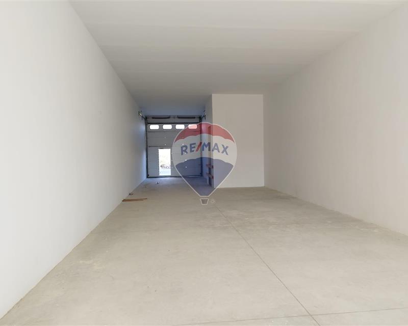 Warehouse - For Rent, Luqa