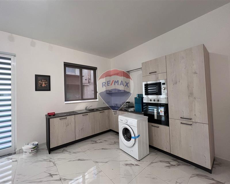 Maisonette - For Rent - View 2