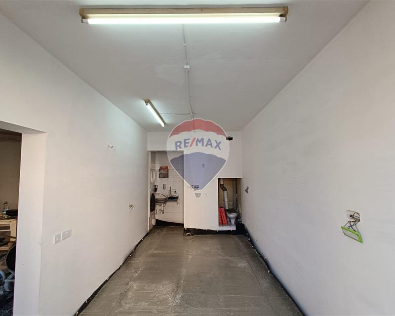 Garage (Commercial) in Birkirkara