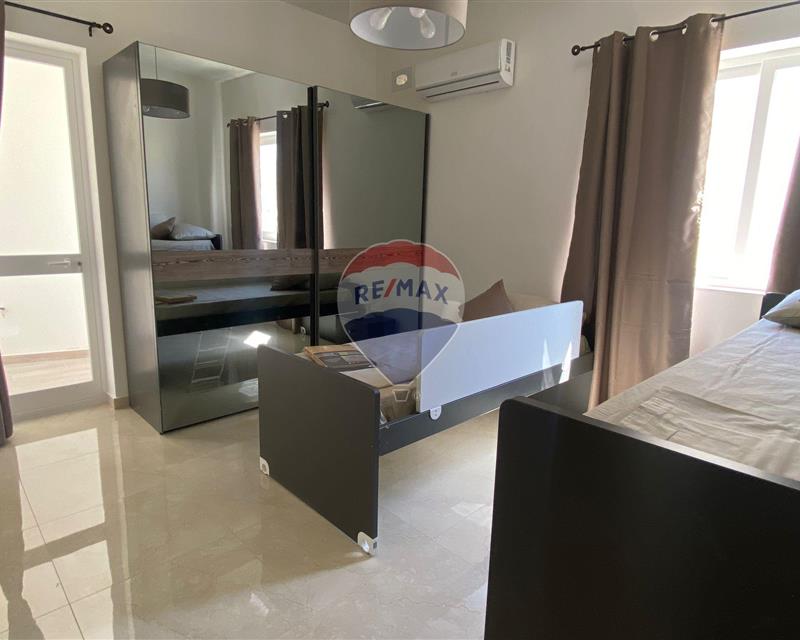 Apartment - For Rent, Iklin