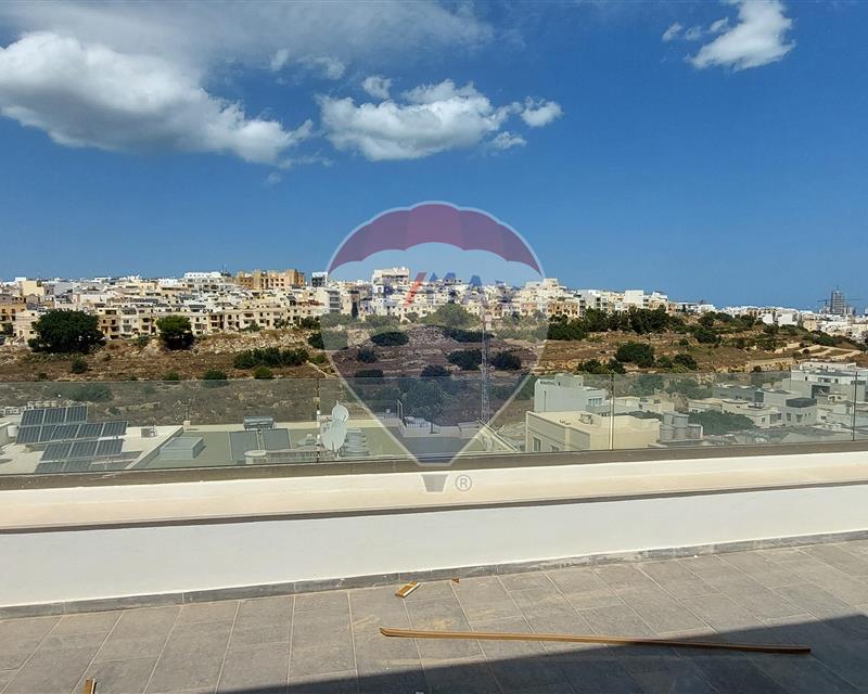 Penthouse - For Rent, Birkirkara