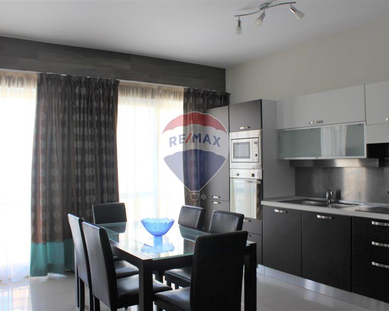 3-bed apartment