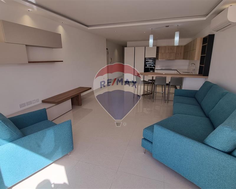 Penthouse - For Rent, Mosta