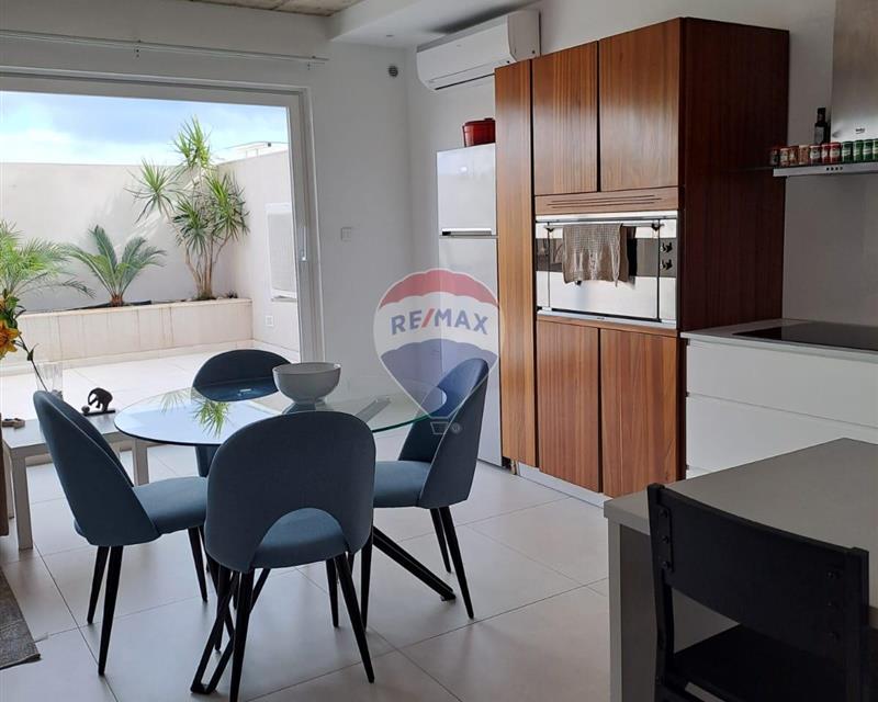 Apartment - For Rent - View 2