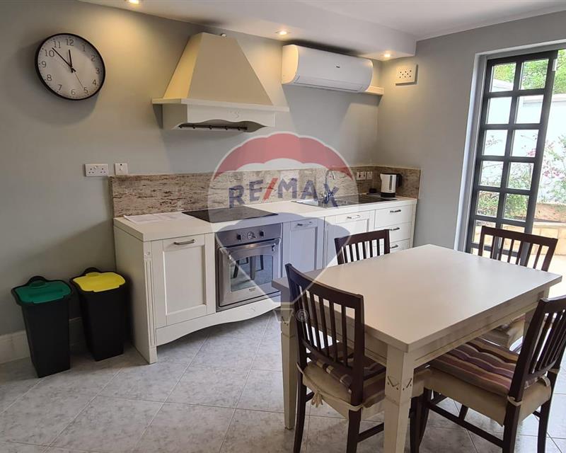 Studio Flat - For Rent - Widok 5