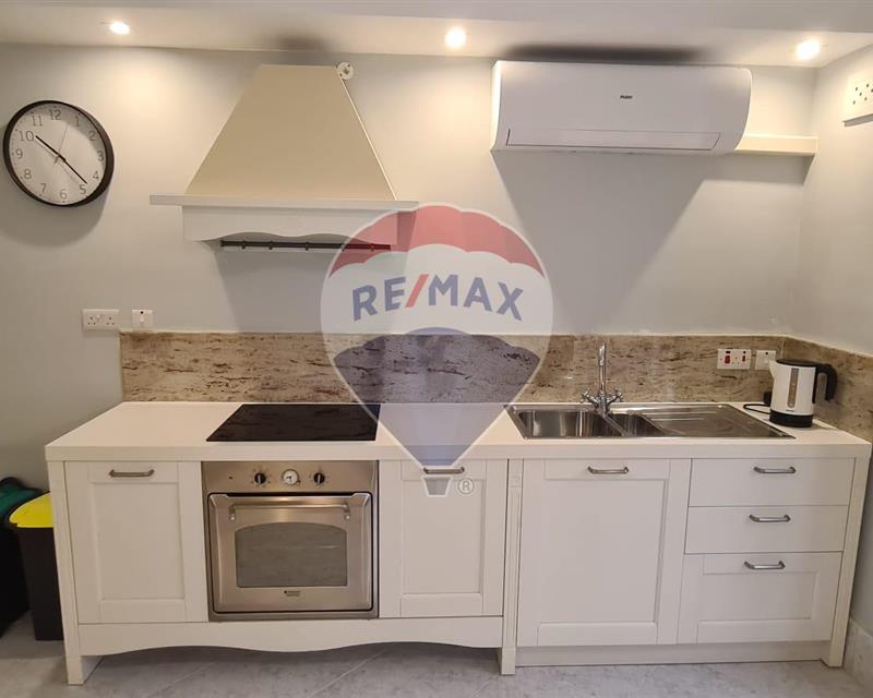 Studio Flat - For Rent - Widok 2