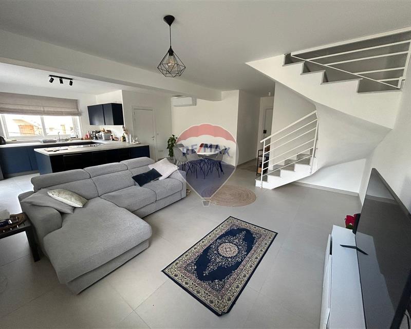 Apartment Duplex - For Rent - Widok 4