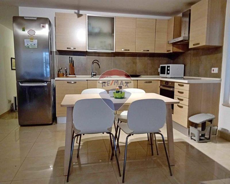 Apartment - For Rent - Veduta 5