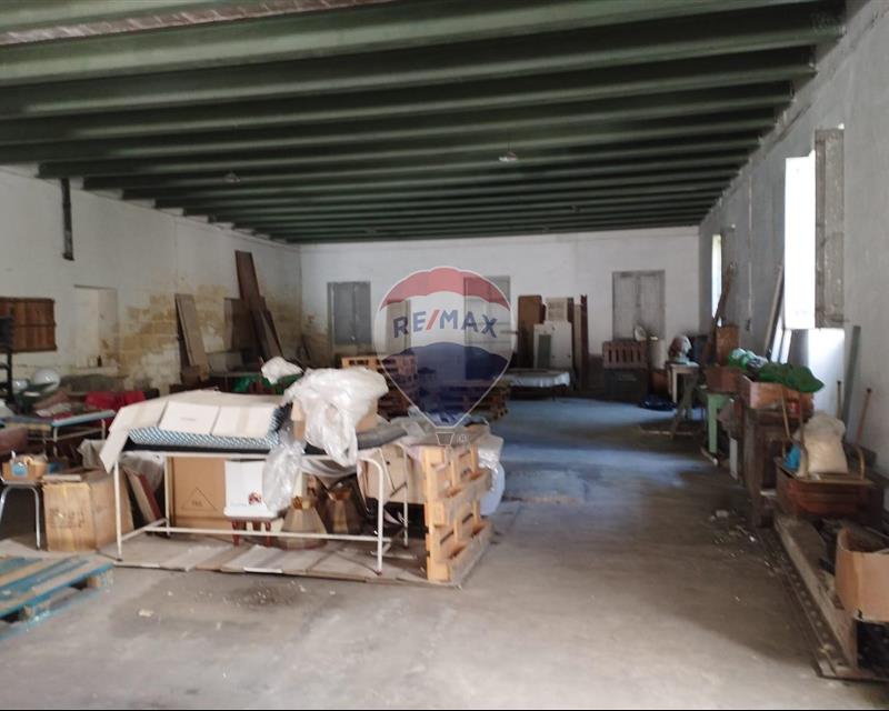 Warehouse - For Rent, Paola