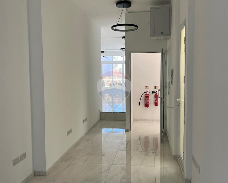 Office Block - For Sale - View 5