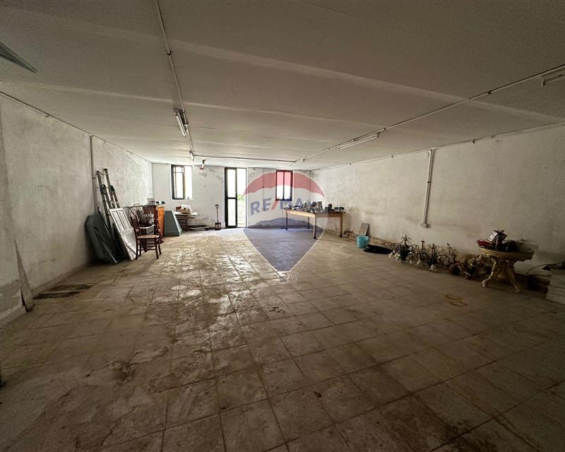 Garage (Residential) in Sliema