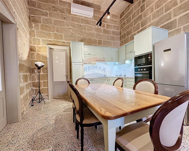 House of Character - For Rent, Zurrieq