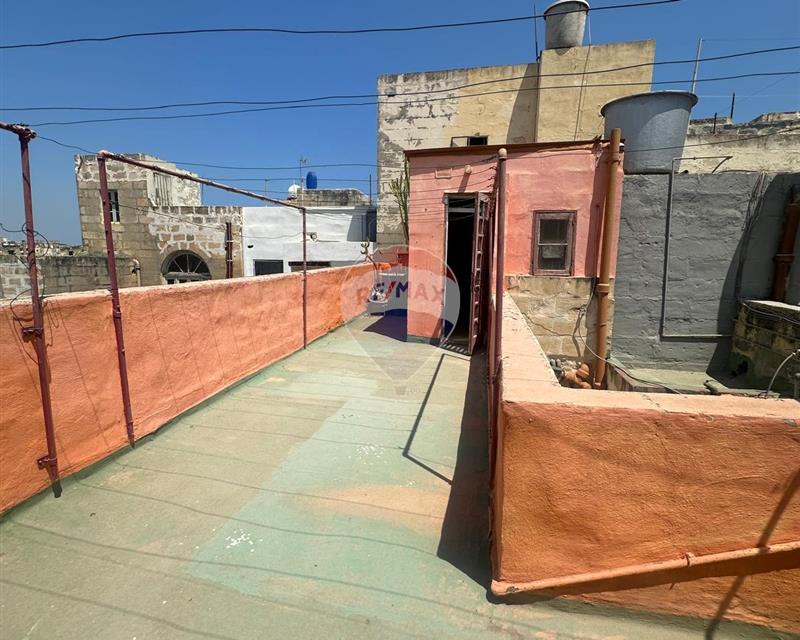 Apartment - For Sale