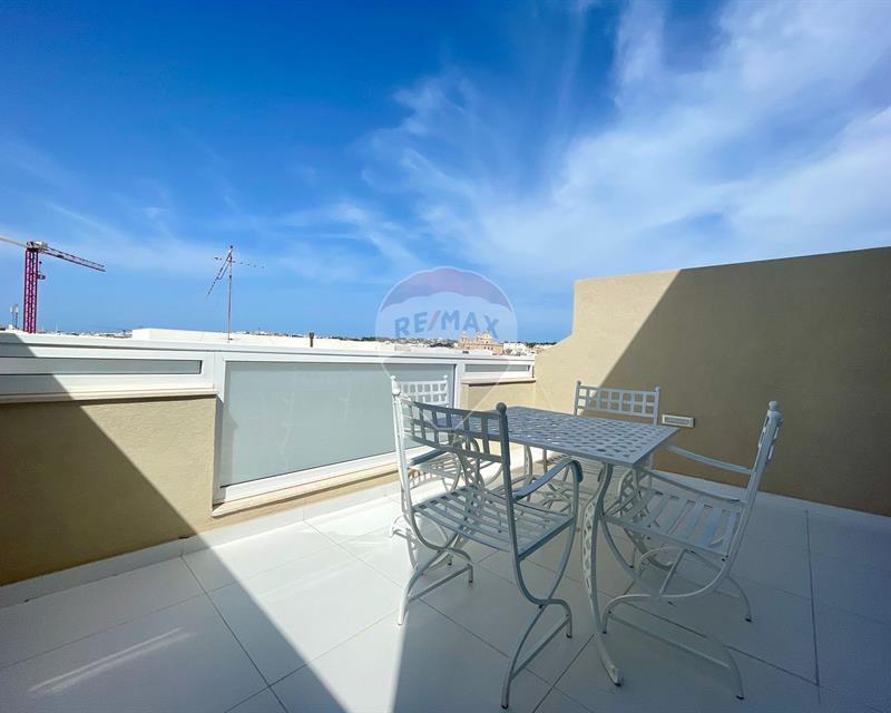 Penthouse - For Rent, Birkirkara
