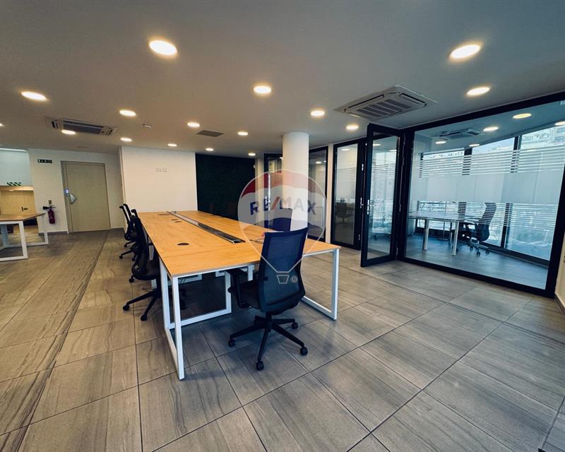 Lokal użytkowy, 350 m²