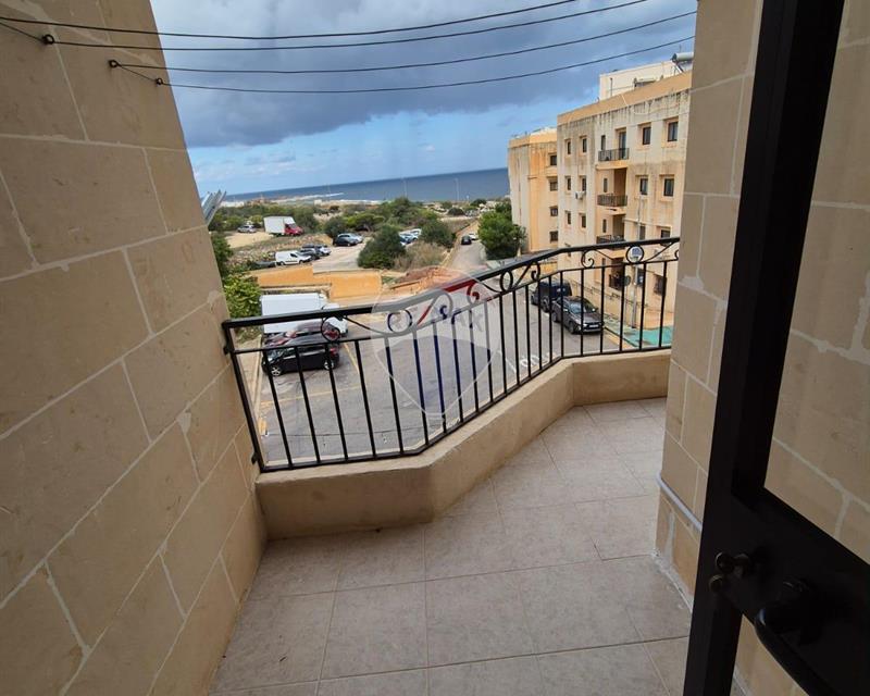 Apartment - For Rent, Pembroke