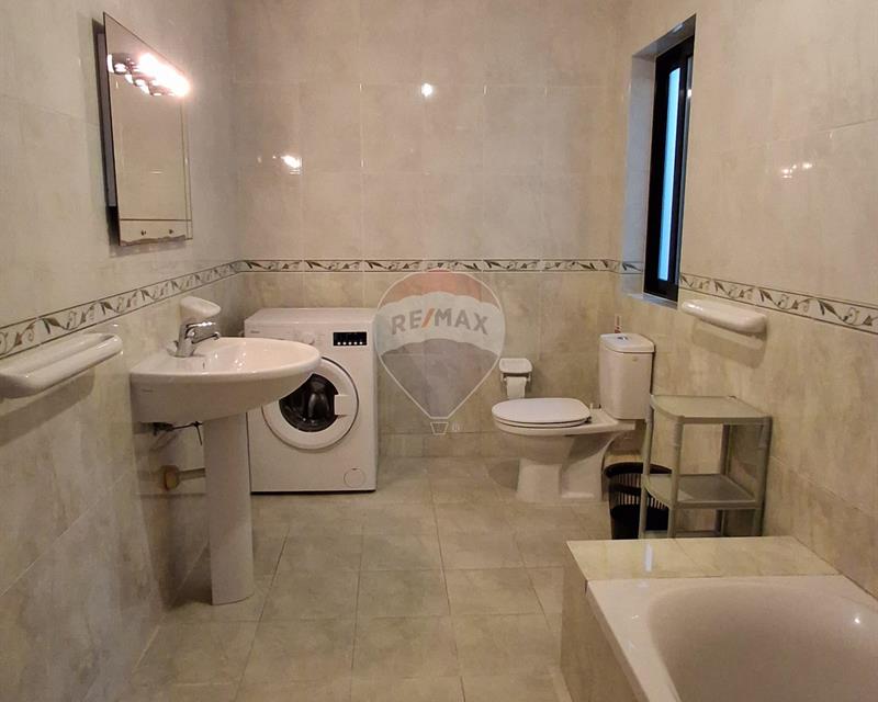 Apartment - For Rent - View 2