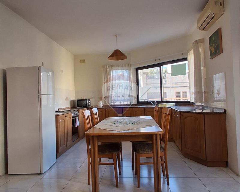 Apartment - For Rent - More