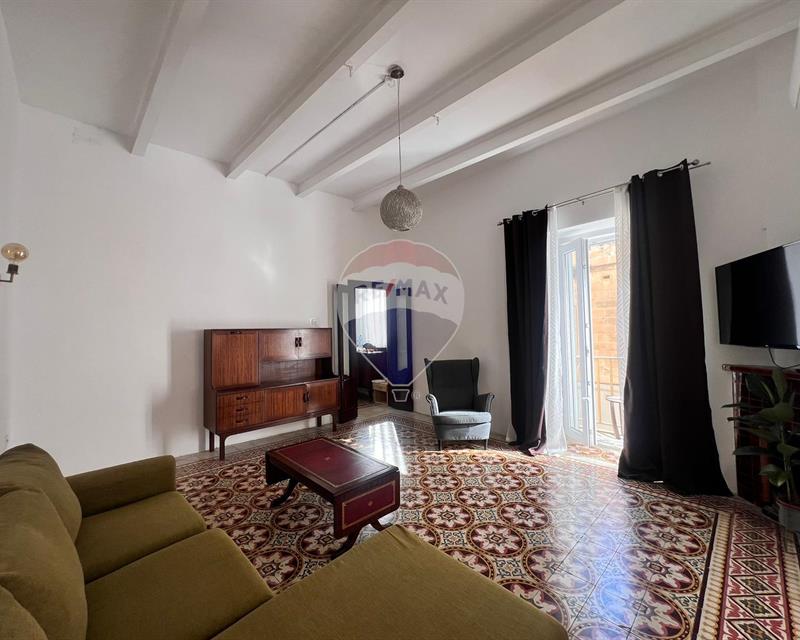 Maisonette Solitary - For Rent