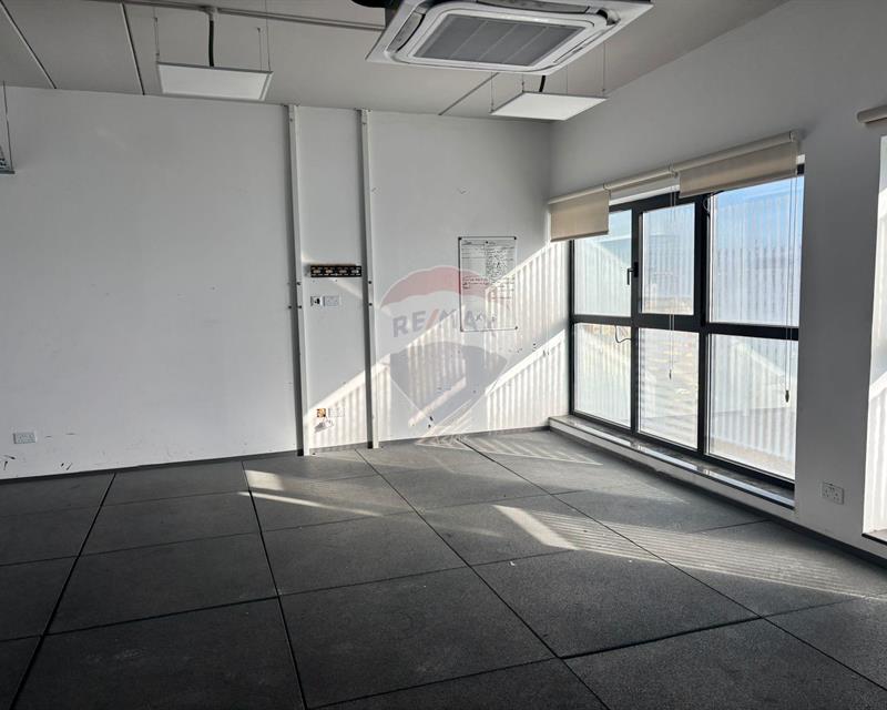 Office Space - For Rent - Veduta 4