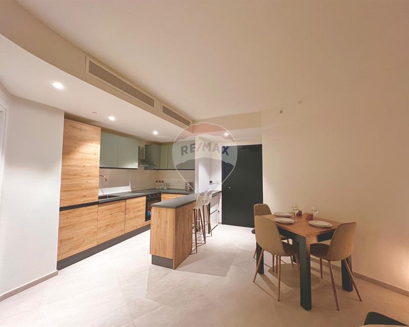 Studio Flat - For Rent - Widok 2