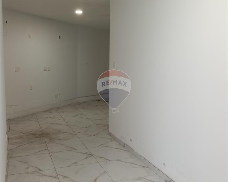 Garage (Commercial) in Gzira