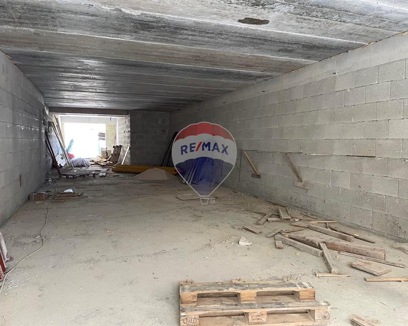 Garage (Commercial) in Gozo - Xaghra