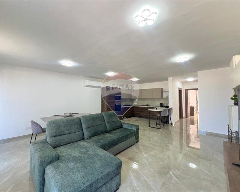 Penthouse - For Rent - Veduta 4