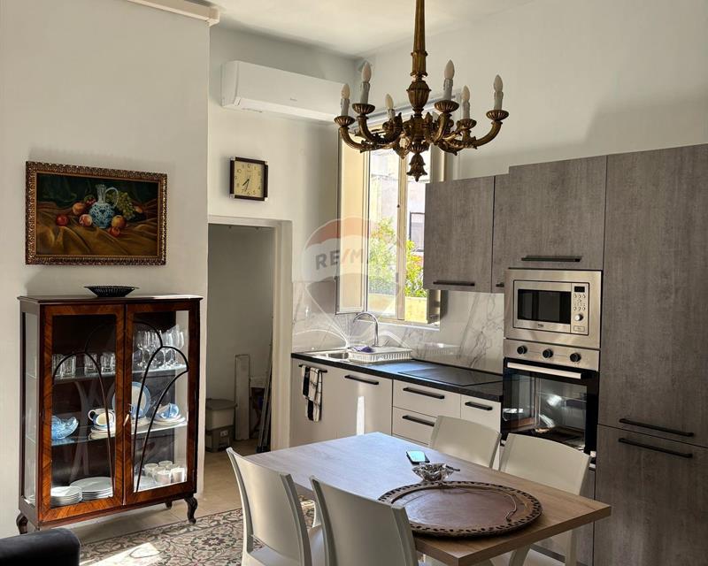 Maisonette - For Rent, Sliema
