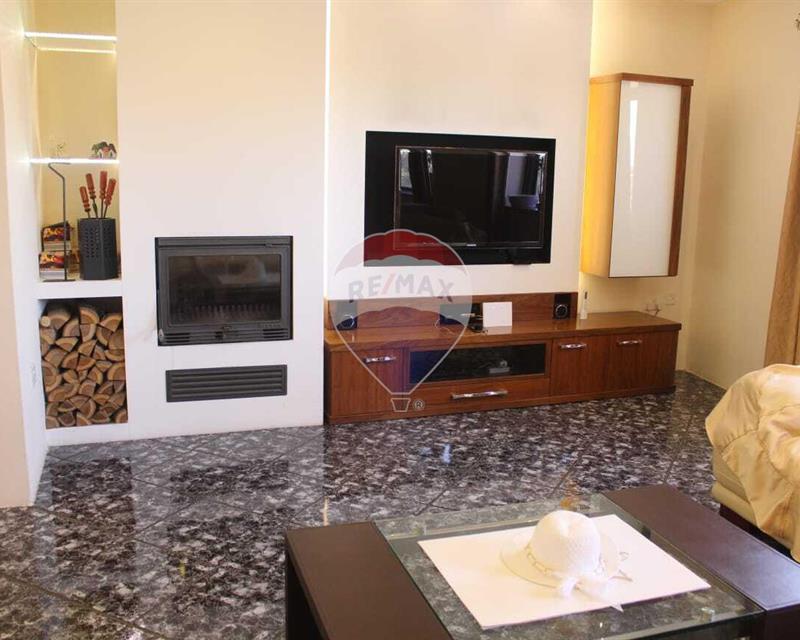 Maisonette Solitary - For Rent, Zabbar