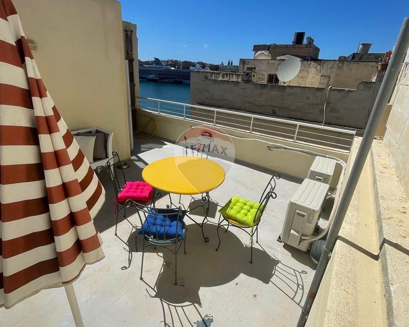 Maisonette - For Rent, Senglea
