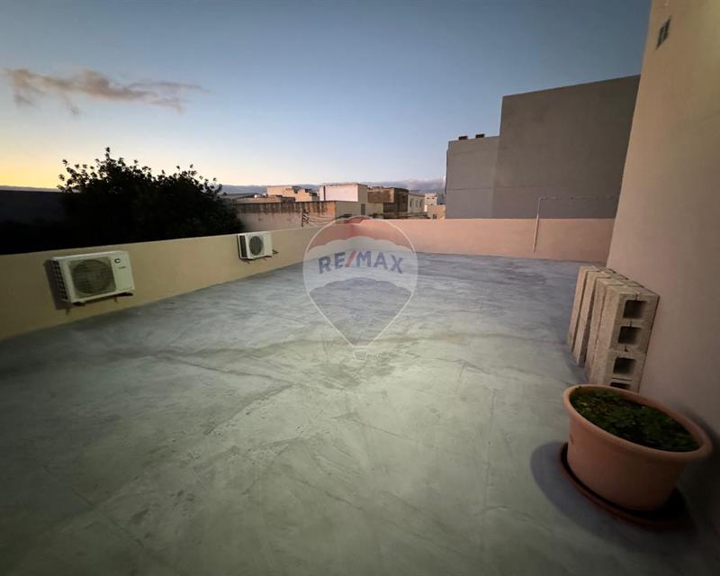 Maisonette Solitary - For Sale, Marsa