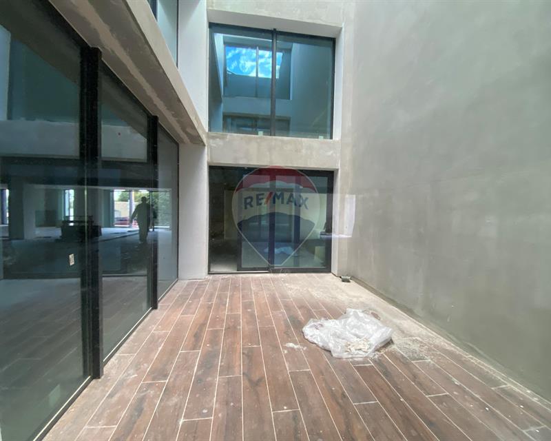 Office Block - For Rent - More