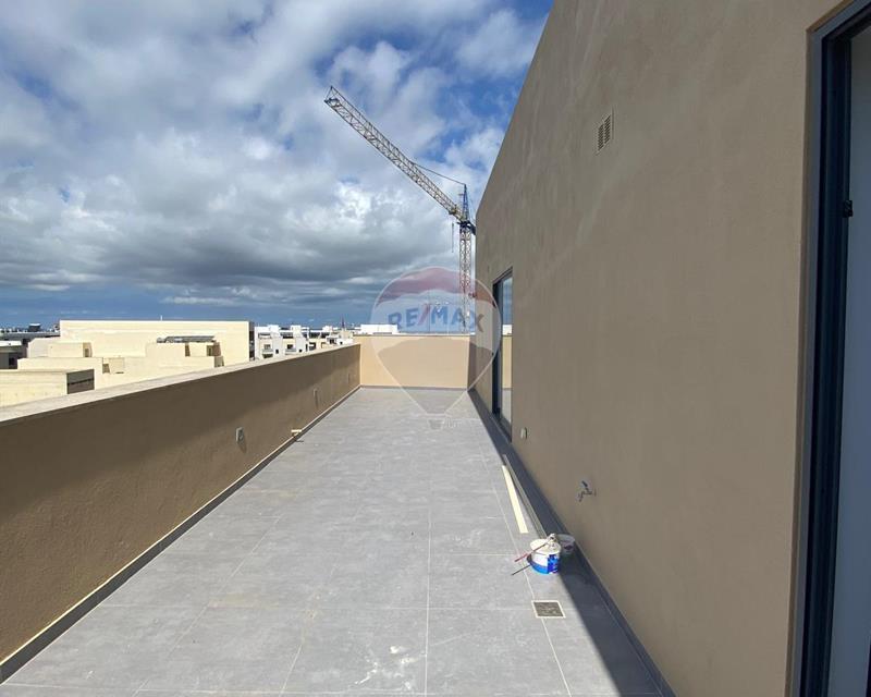 Penthouse - For Rent, Zurrieq