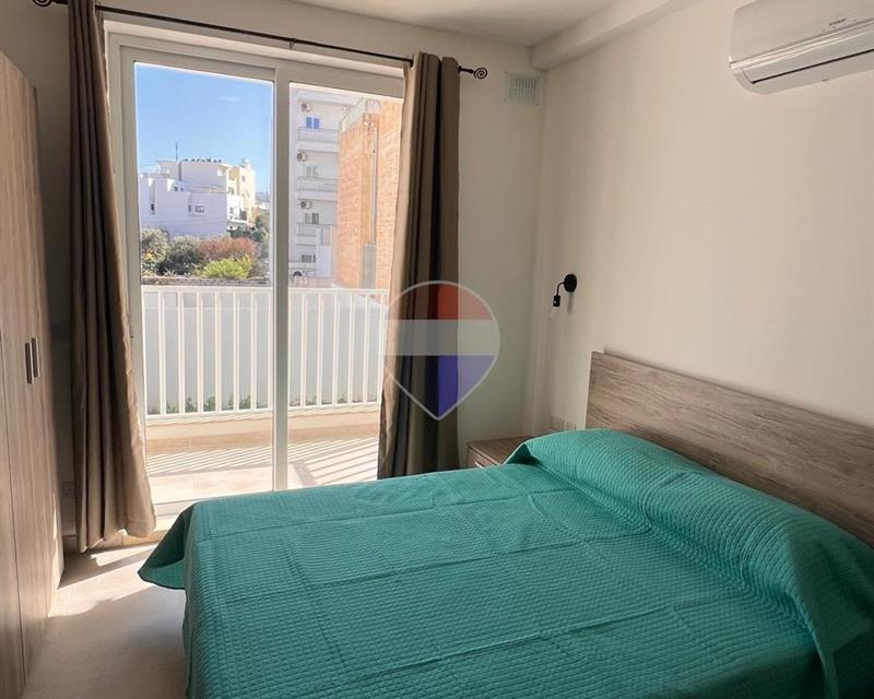 Room - For Rent