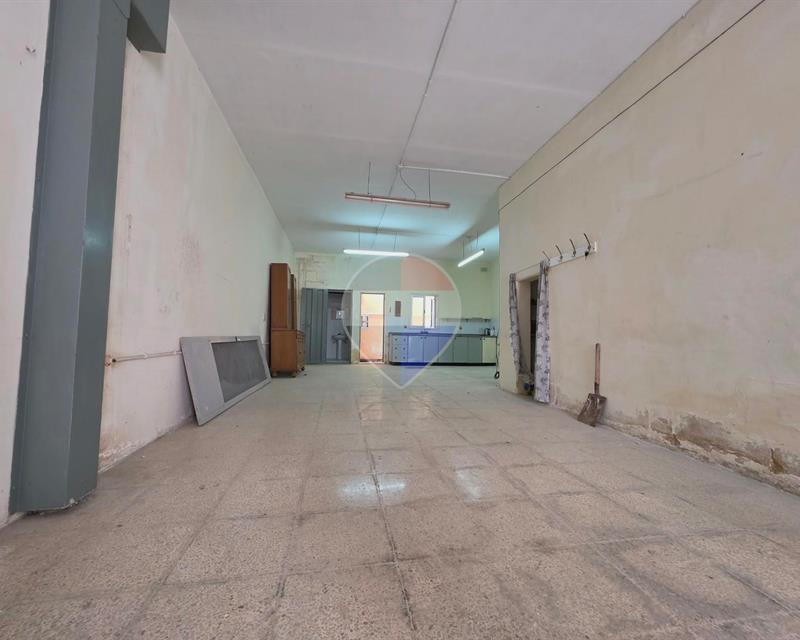 Garage (Commercial) - For Rent, Birzebbuga
