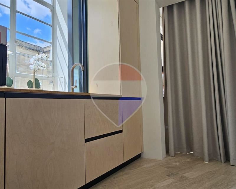 Apartment in Il-Belt Valletta - View 2